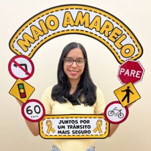 Moldura Bambolê Maio Amarelo