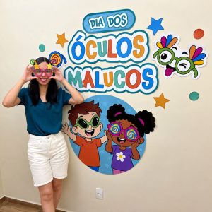 Painel Dia dos Óculos Malucos